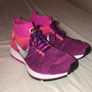 Nike Flyknit Sneakers